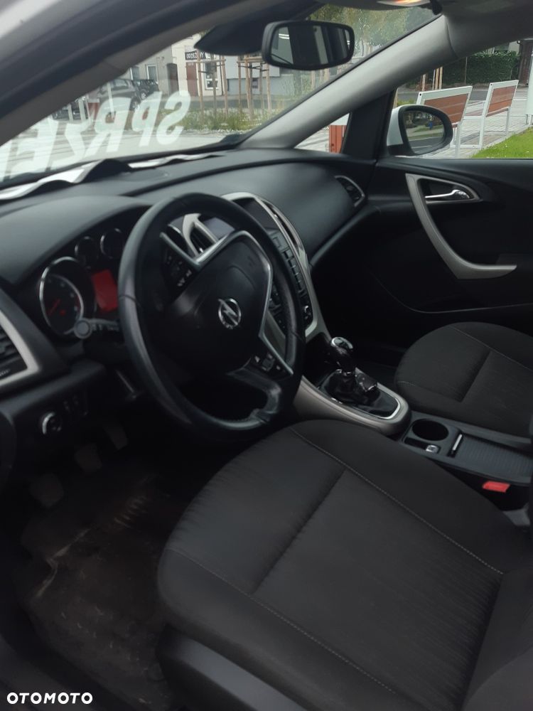 Opel Astra - 8