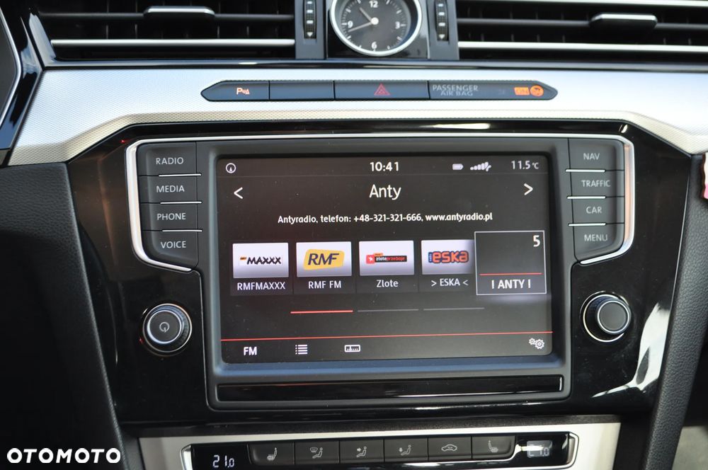 Volkswagen Passat 2.0 TDI BMT Comfortline DSG - 26