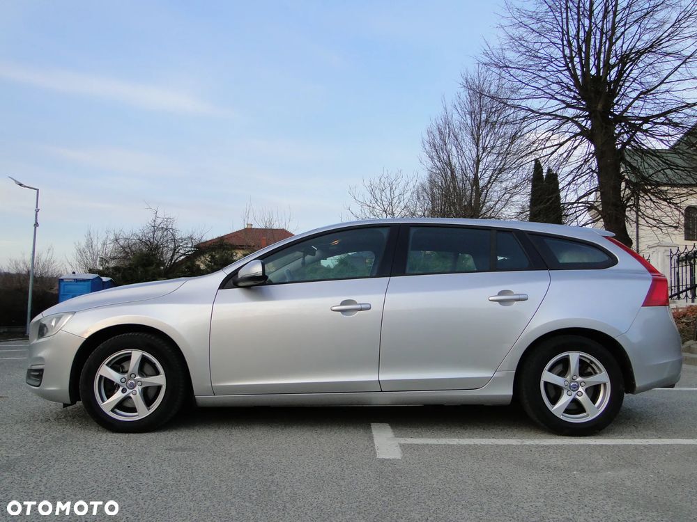 Volvo V60 D3 Summum - 7