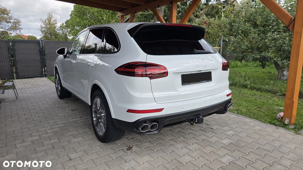 Porsche Cayenne 2016 photo 4