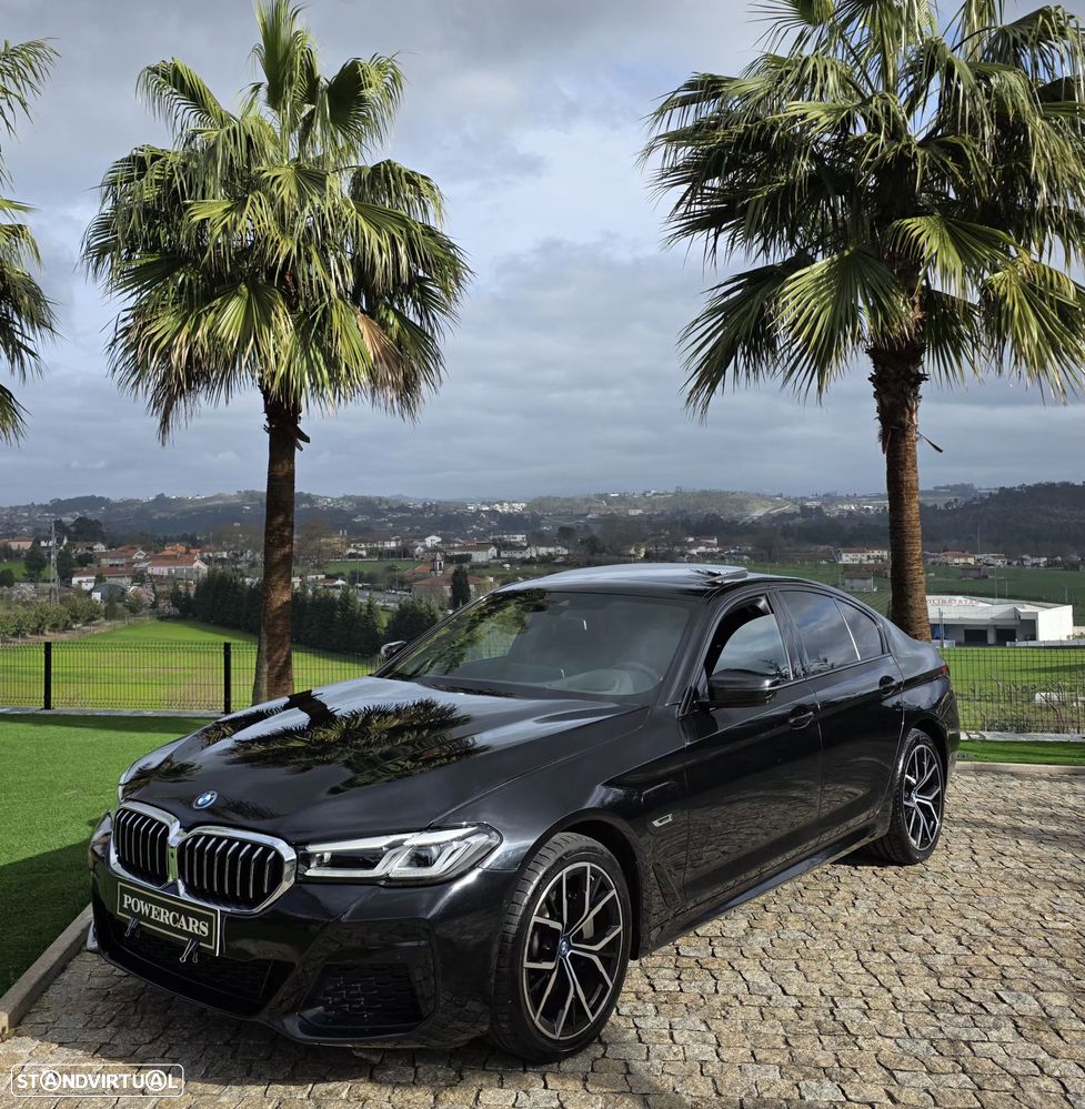 BMW 530 e Pack Desportivo M - 3