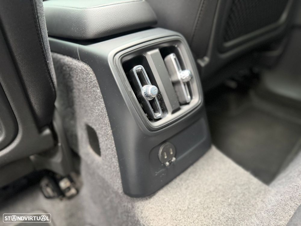 Volvo XC 40 1.5 T5 PHEV Inscription Expression - 19