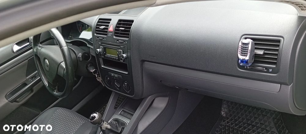 Volkswagen Golf 1.9 TDI Goal - 8