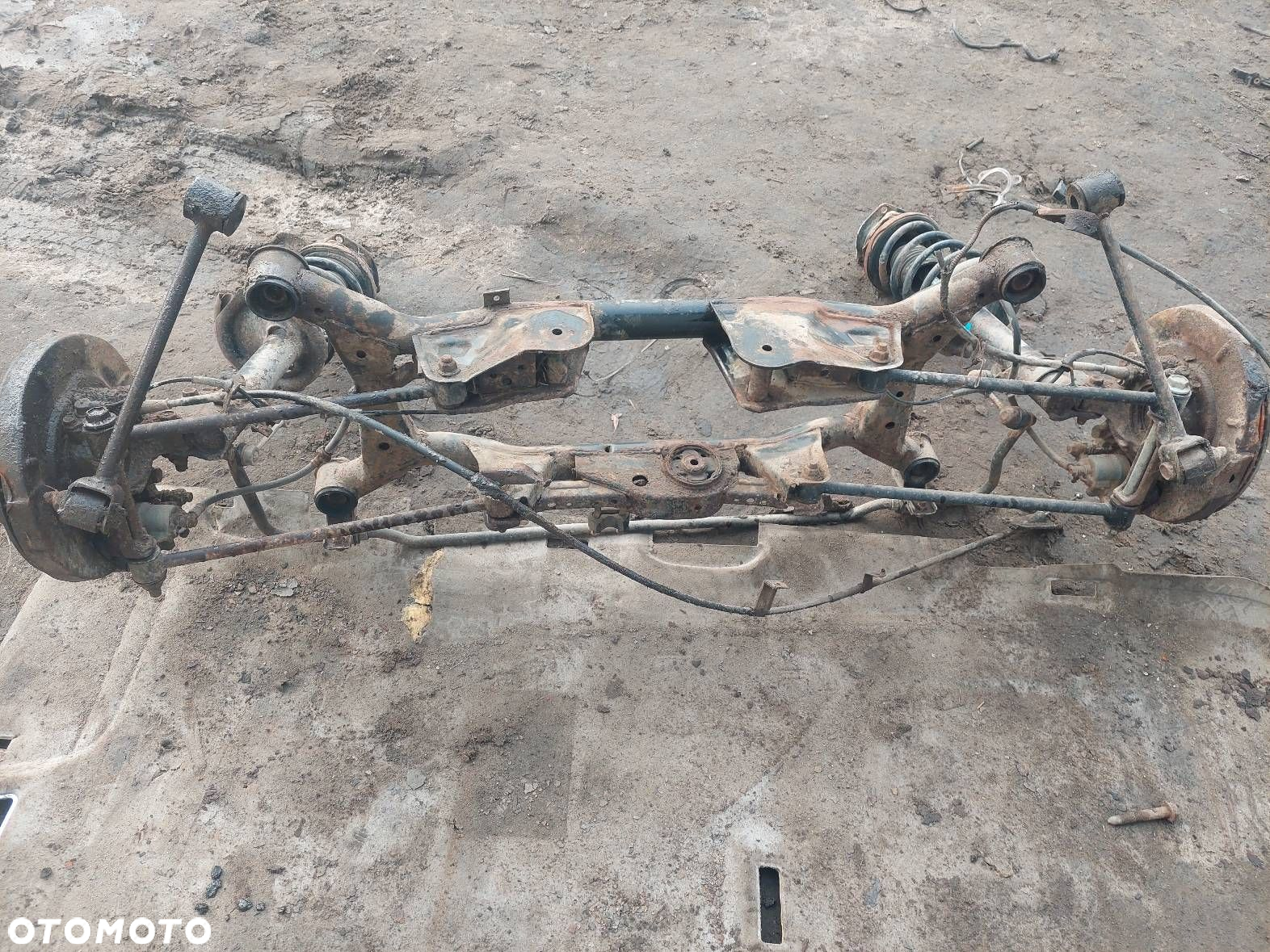 ZAWIESZENIE KOMPLETNE TYŁ SANKI ZWROTNICE STABILIZATOR X-TRAIL I T30 - 4