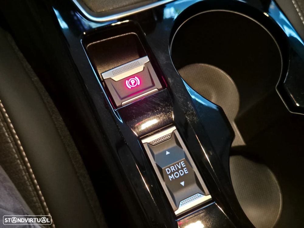 Peugeot 208 PureTech 100 Allure Pack - 19