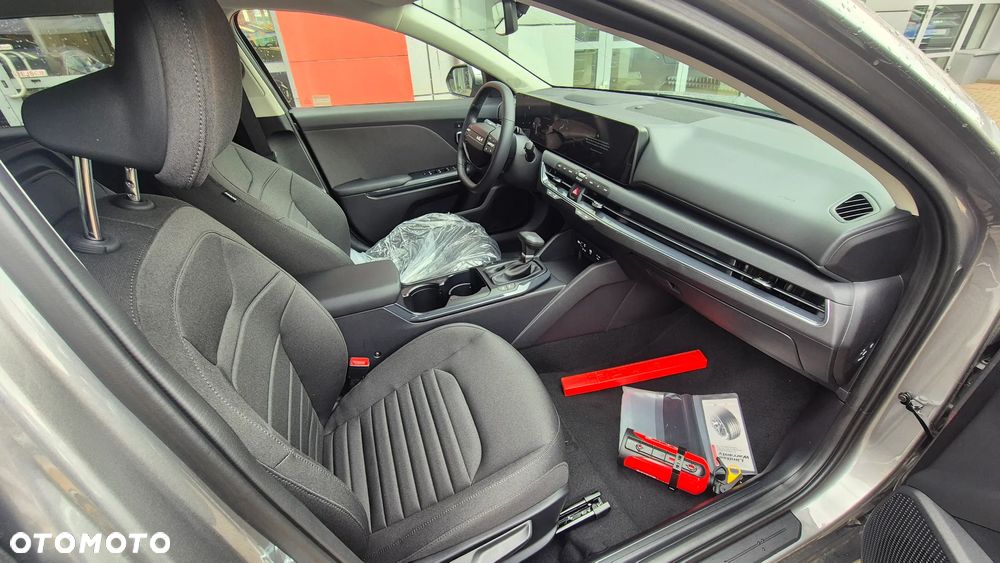 Kia K4 1.6 T-GDI M - 12