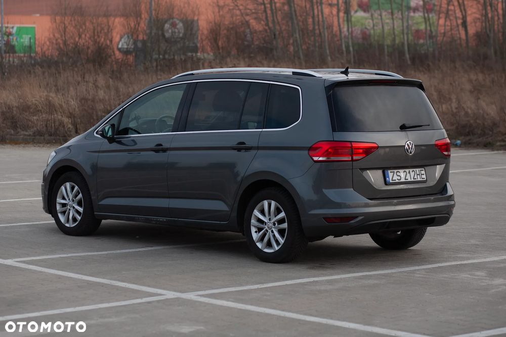 Volkswagen Touran 1.6 TDI BMT SCR Comfortline - 3