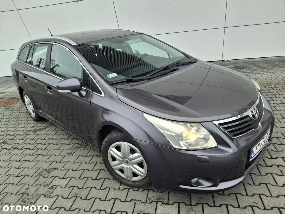 Toyota Avensis 2.0 D-4D Edition - 2