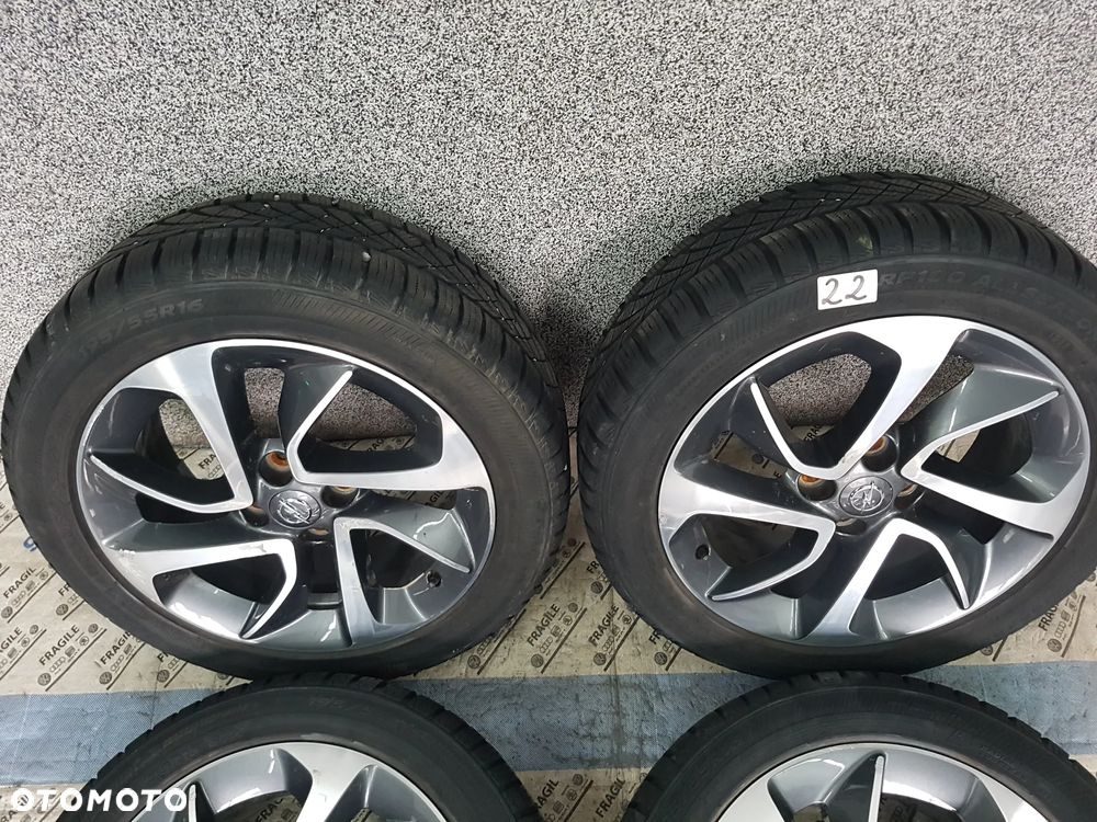 KOŁA CAŁOROCZNE OPEL CORSA D E ADAM HYUNDAI  4X100 195/55R16 6,5JX16 ET40 - 4