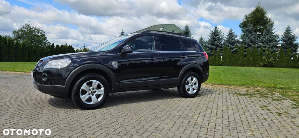 Chevrolet Captiva 2.0 2WD 7 Sitzer LS Family Edition - 23
