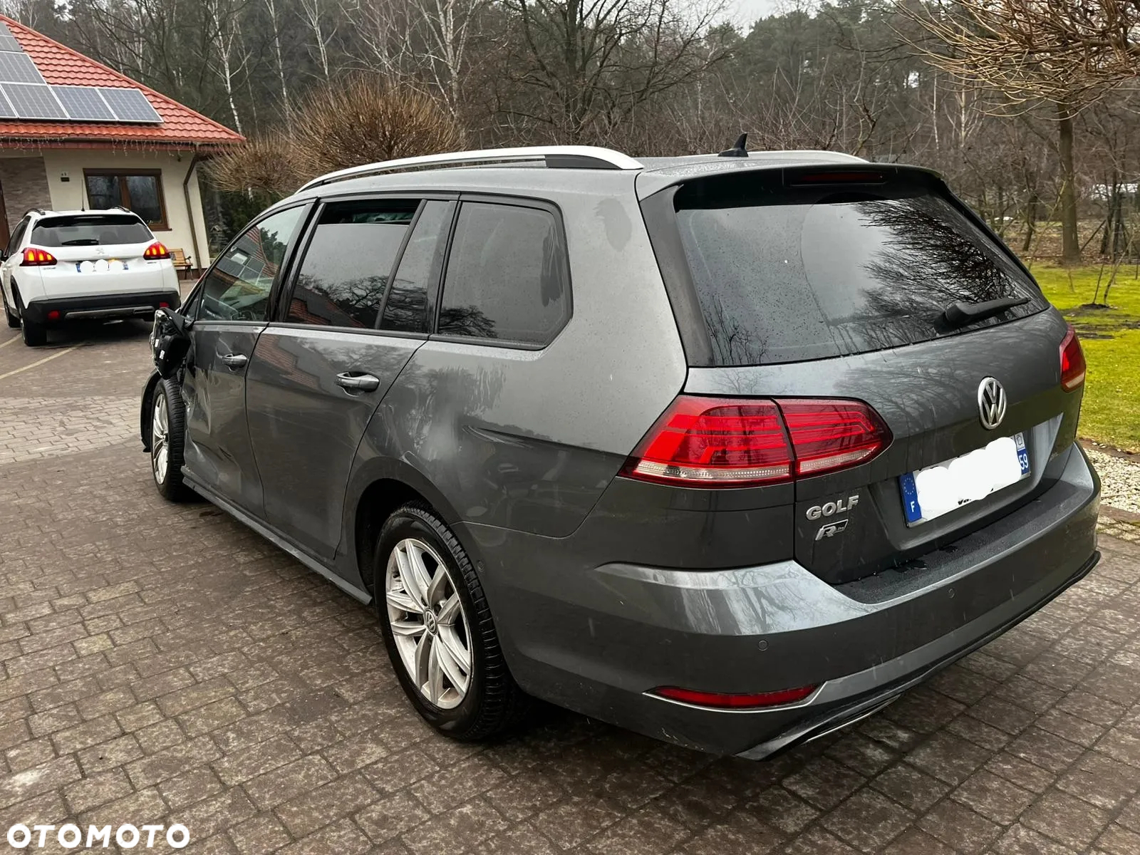 Volkswagen Golf VIII 2.0 TDI R-Line DSG - 4