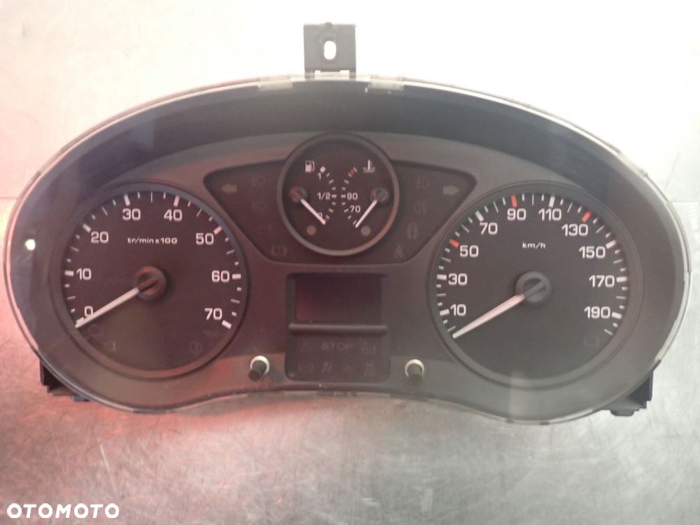 LICZNIK CITROEN BERLINGO II 1.6 - 1