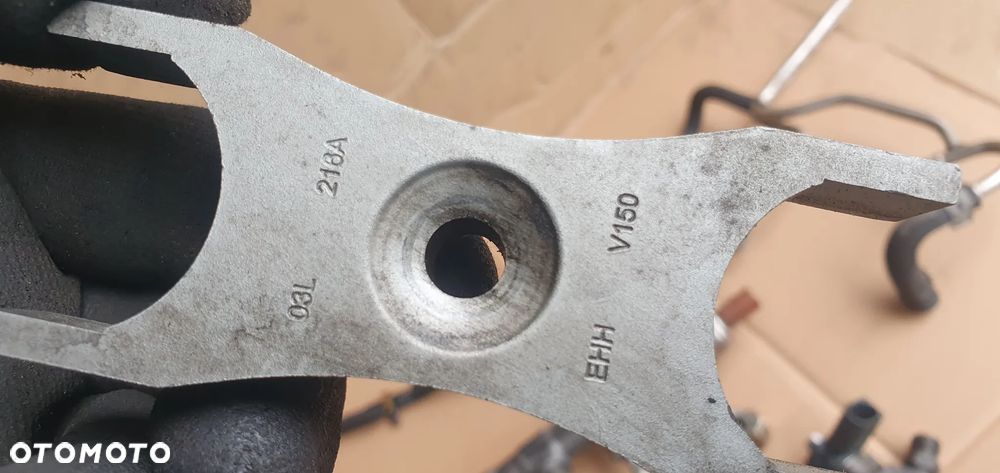 Wtryskiwacze układ wtryskowy pompa wtryski VW Tiguan Lift 2.0 TDI 03L130277J 03L130755AC 03L130089J - 11