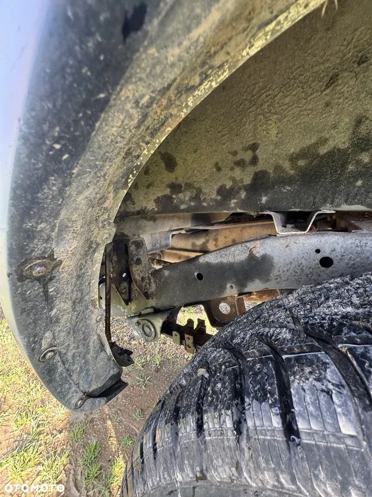 Nissan NP300 Pickup 2.5d SC Base - 11