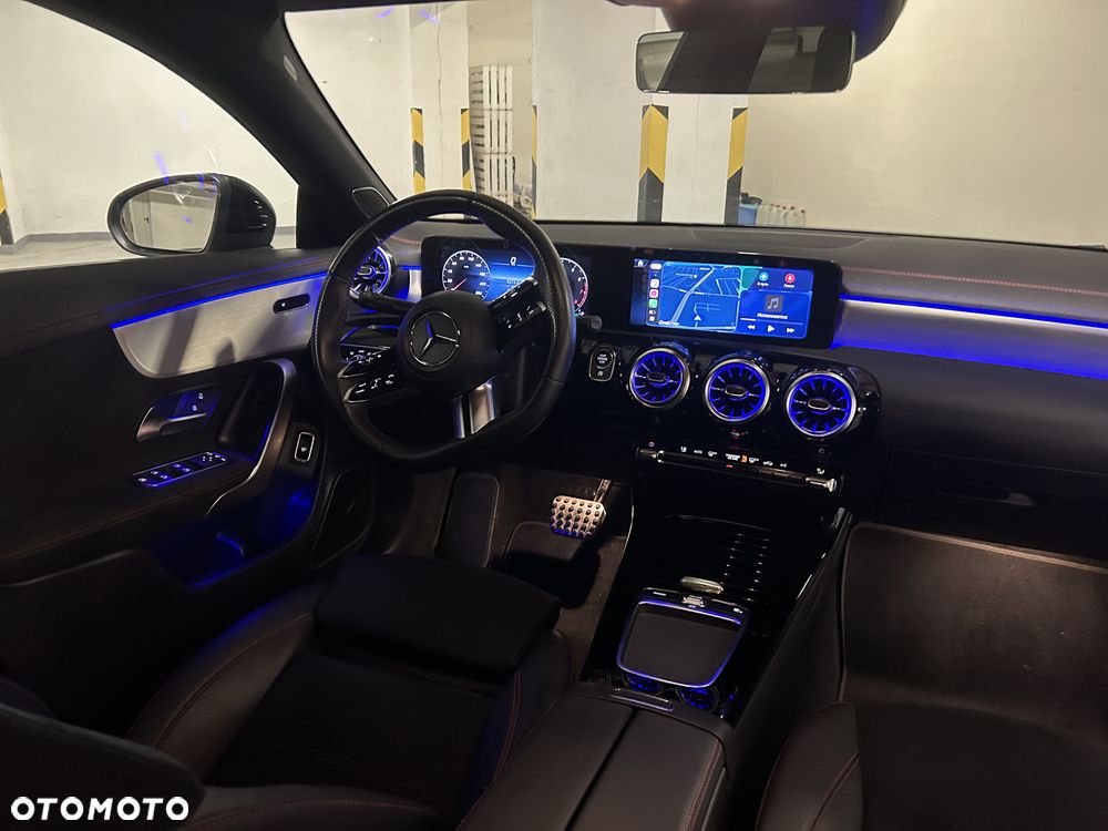 Mercedes-Benz CLA 200 AMG Line 7G-DCT - 22