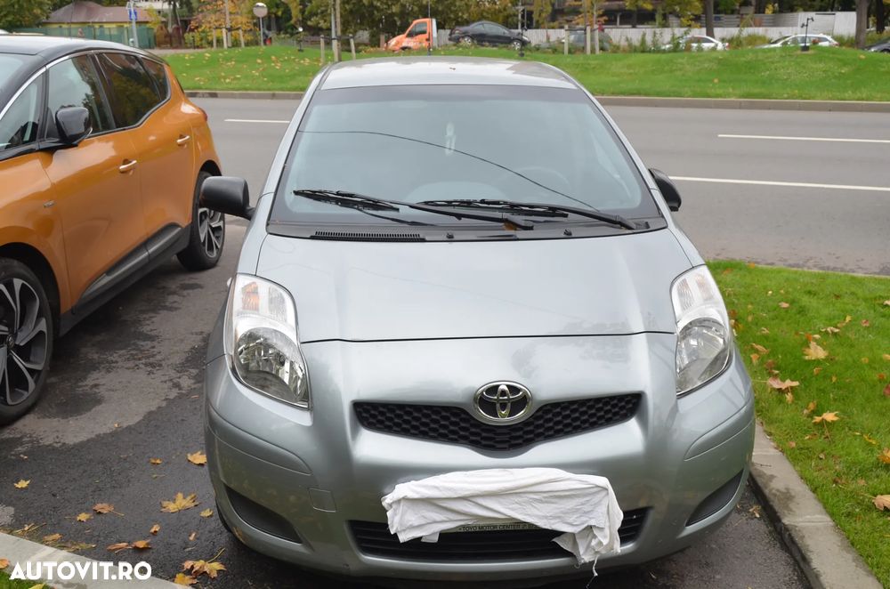Toyota Yaris - 2
