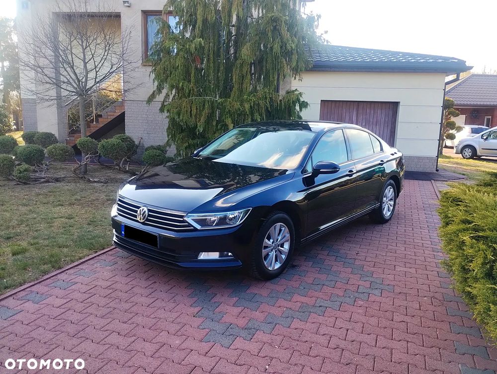 Volkswagen Passat - 2