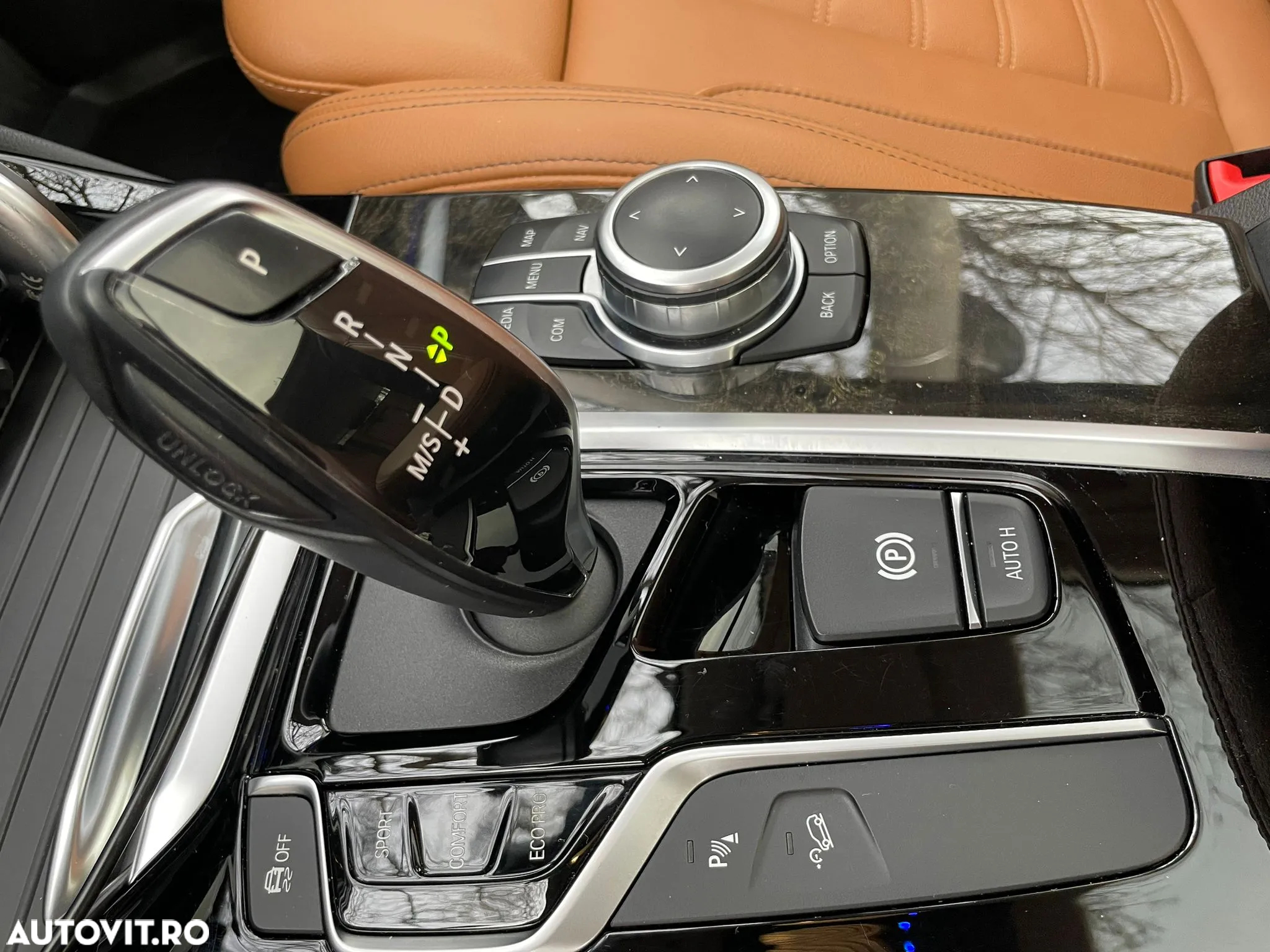 BMW X3 xDrive20i AT xLine - 6