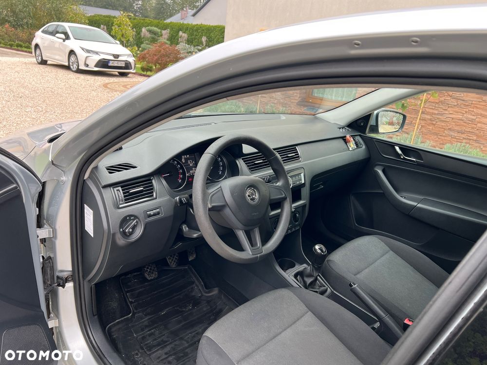 Skoda RAPID - 16