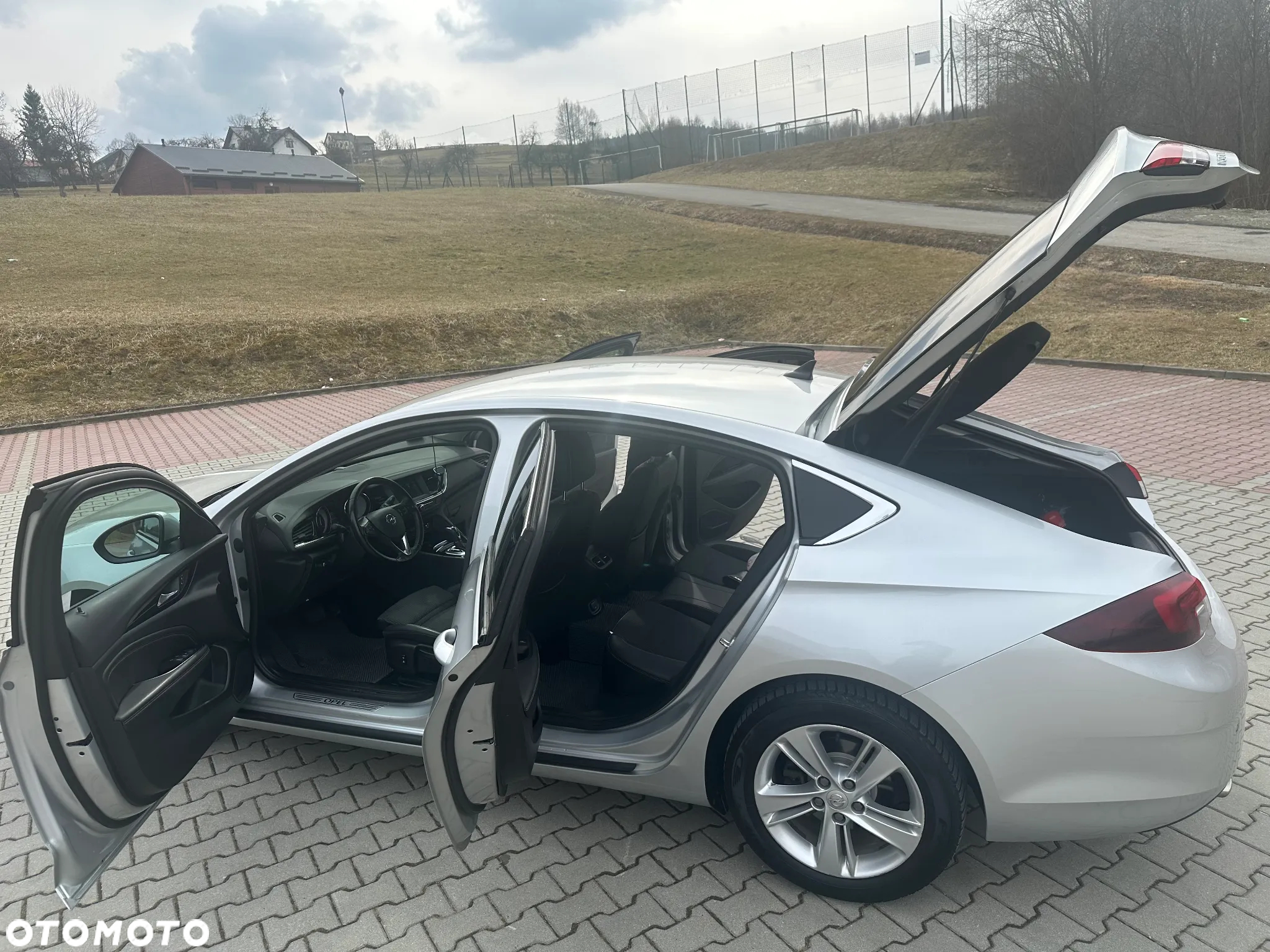 Opel Insignia 2.0 CDTI Edition - 4