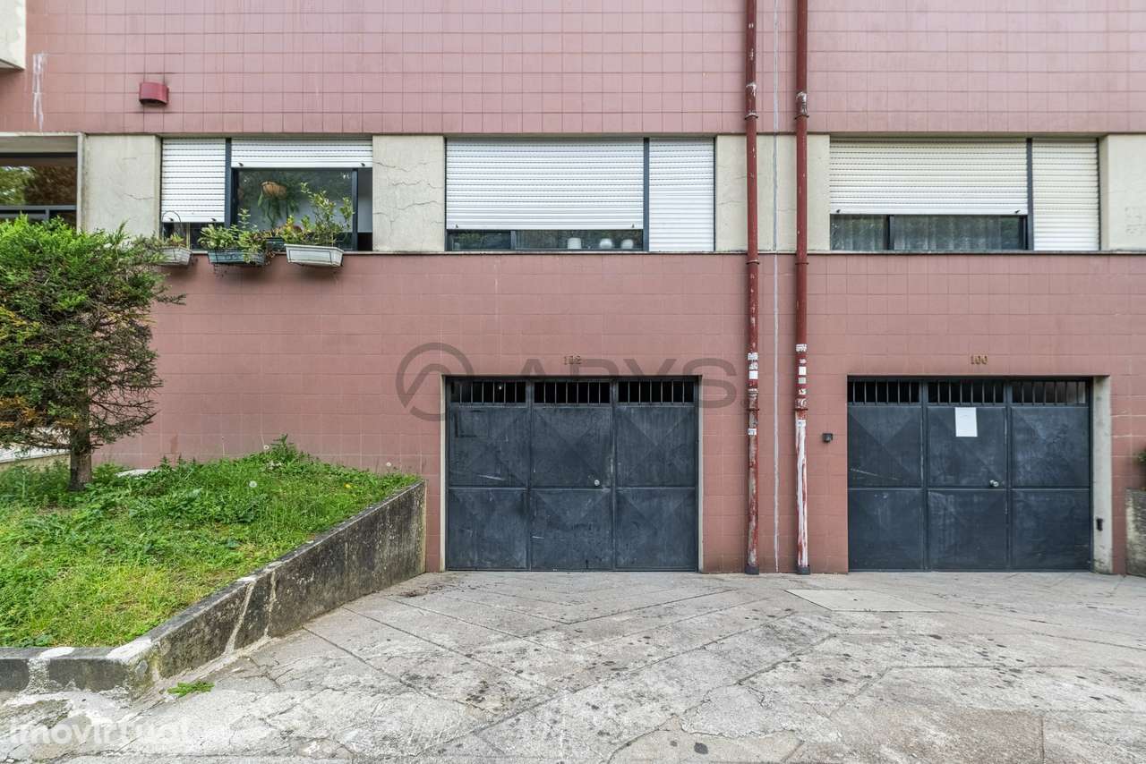 GARAGEM EM S.VITOR, BRAGA - MUITO PERTO DO CENTRO DA CIDADE - Grande imagem: 4/5