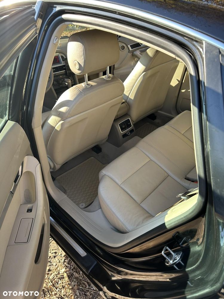 Audi A6 Avant - 3