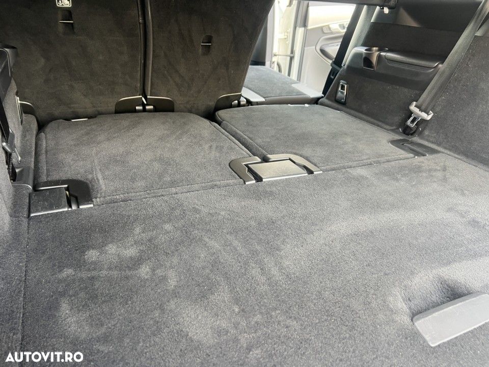 Volvo XC 90 Recharge T8 eAWD R-Design - 19