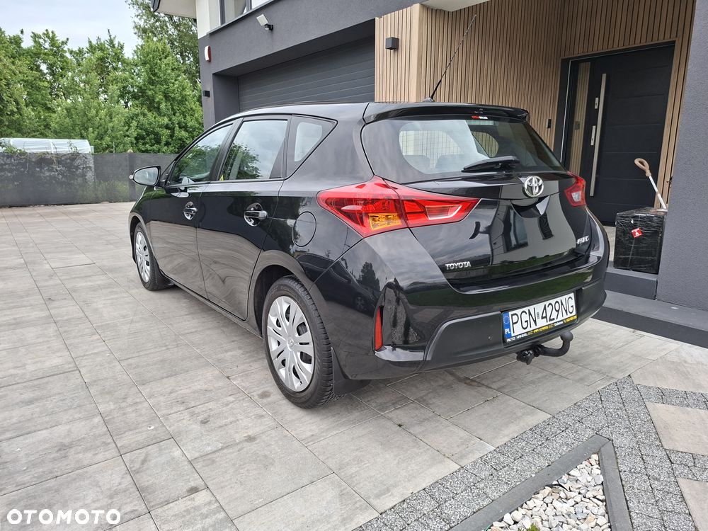 Toyota Auris - 3