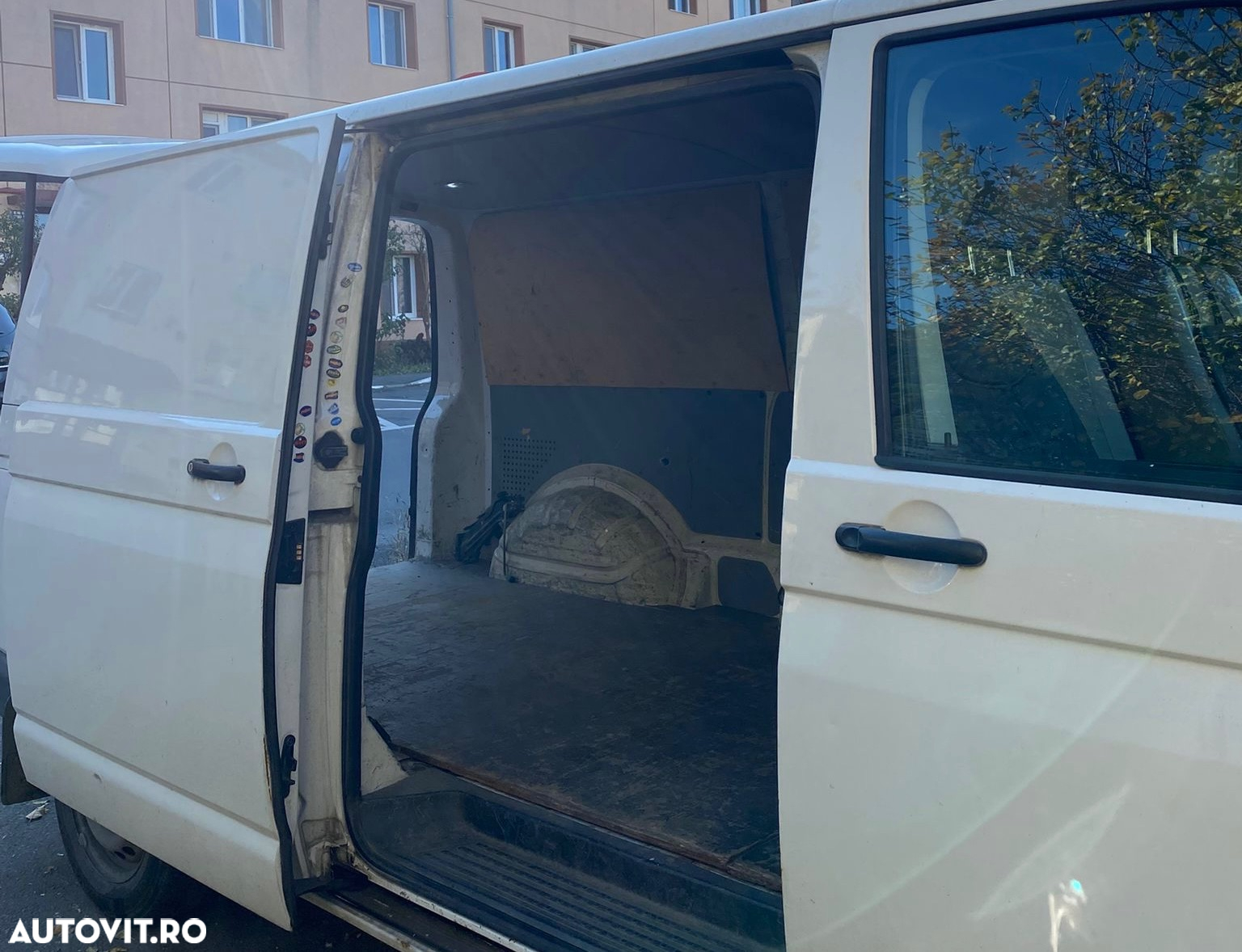 Volkswagen Transporter - 8
