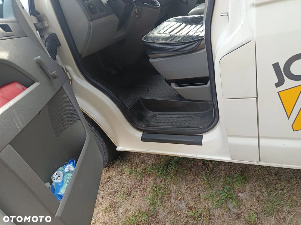 Volkswagen Transporter - 6