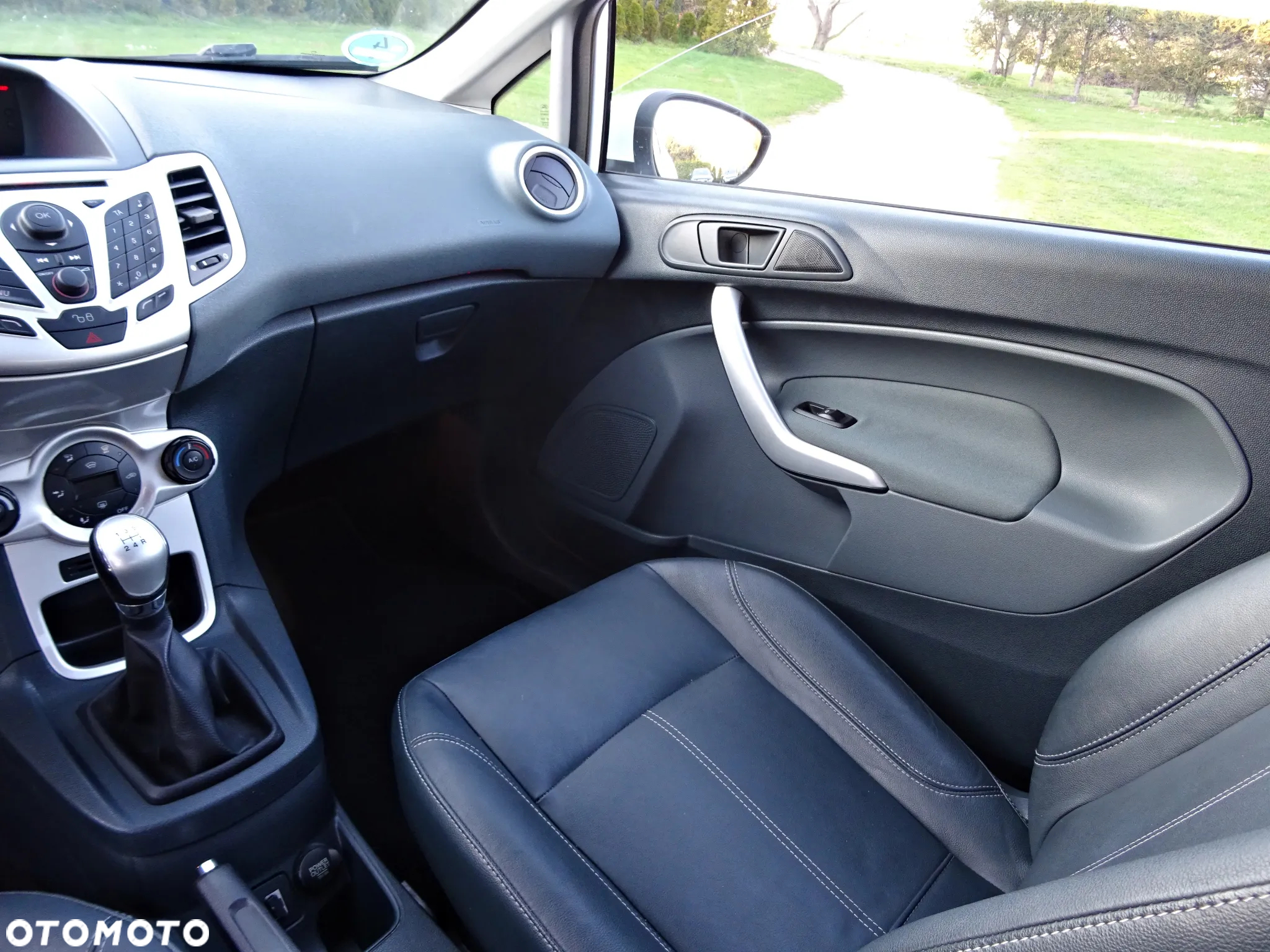 Ford Fiesta - 13