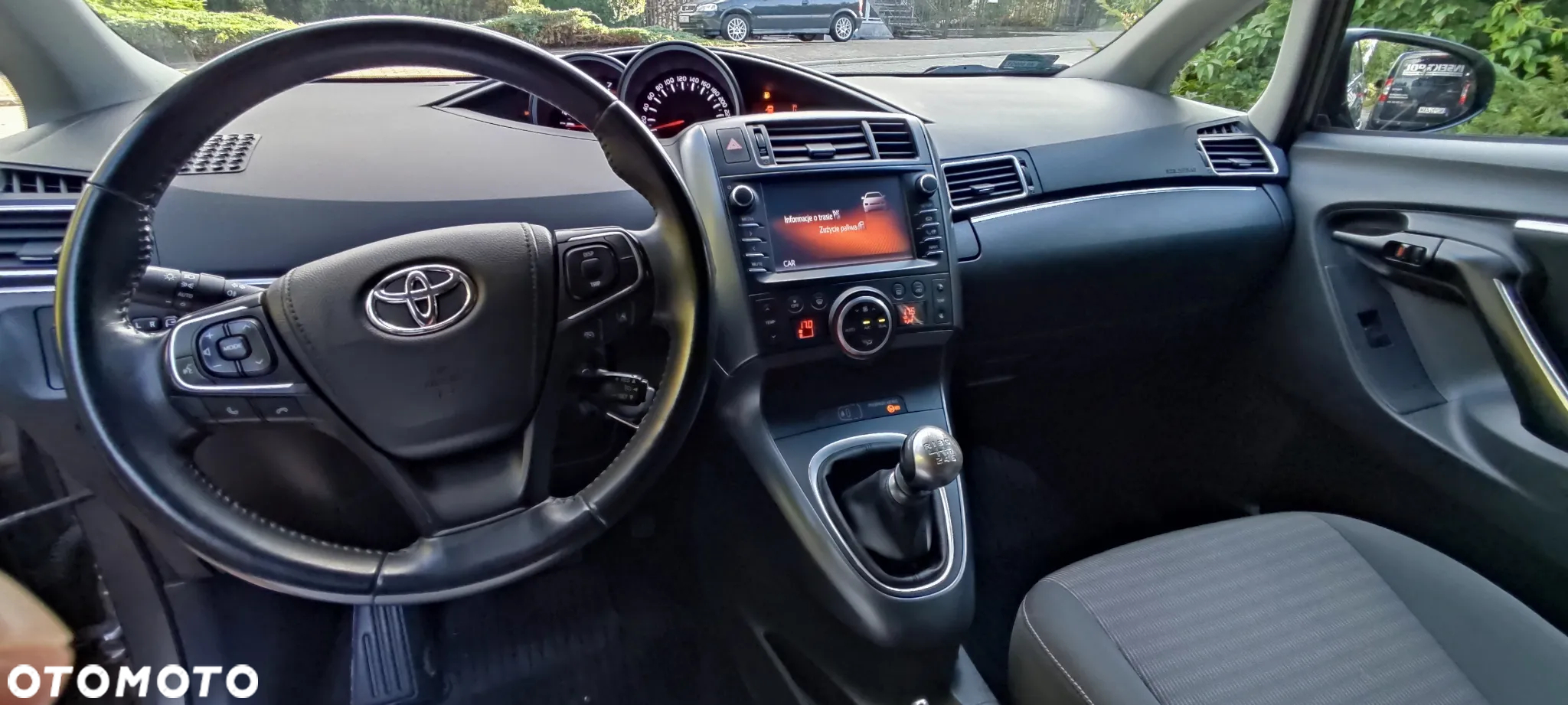 Toyota Verso 1.8 Premium 7os EU6 - 14