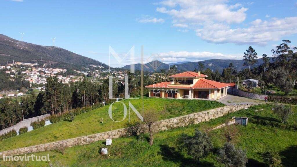 Moradia T4 localizada em Pedorido, Castelo de Paiva - Grande imagem: 4/58