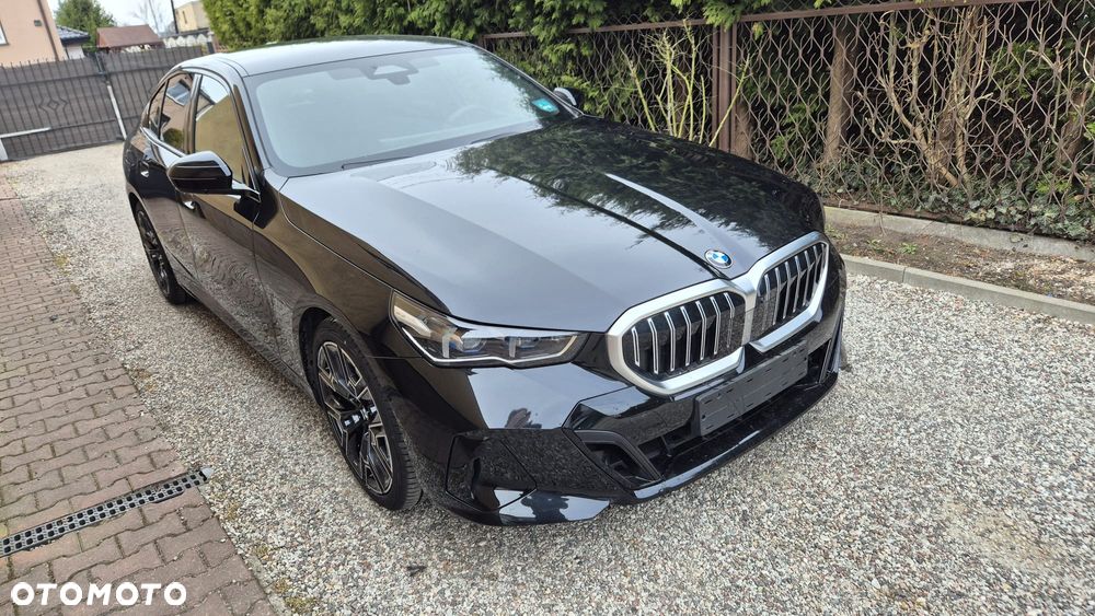 BMW Seria 5 520i GPF Business Edition sport - 1
