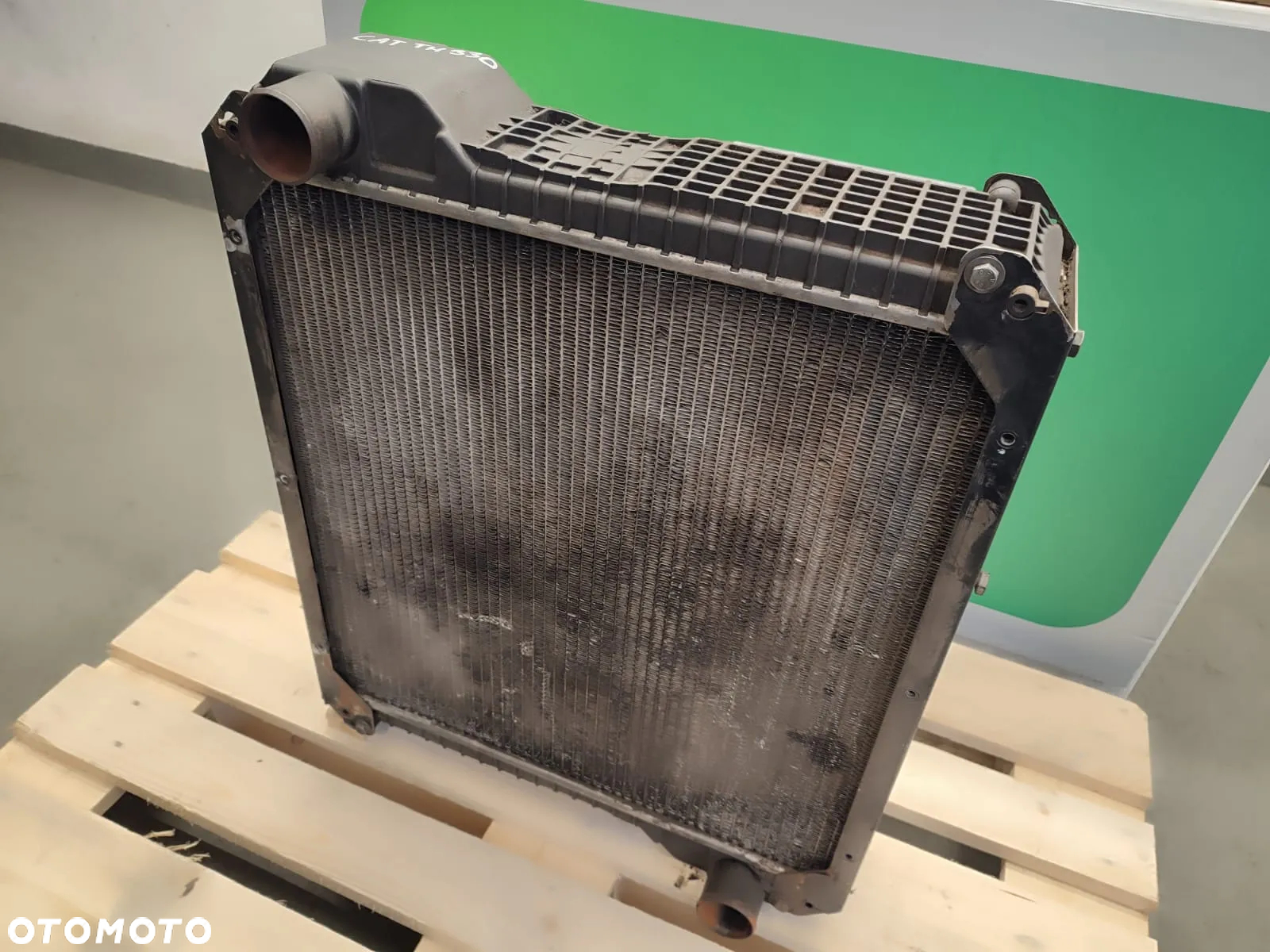 Chłodnica wody PA66GF30 CAT TH 330 - 2
