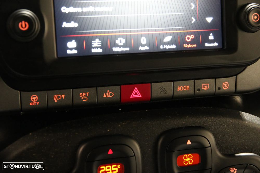 Fiat Panda 1.0 Hybrid Cross - 17