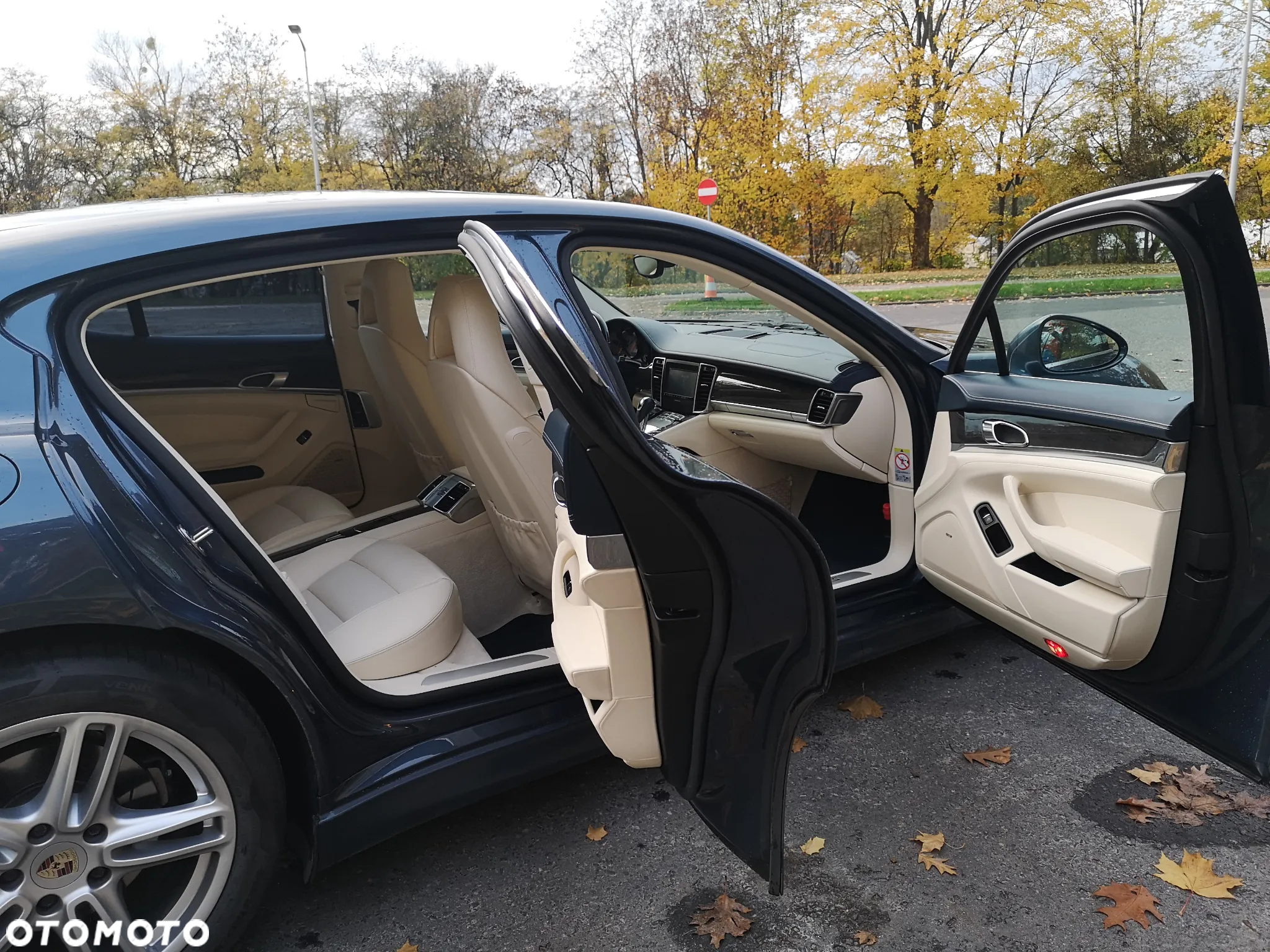 Porsche Panamera - 17