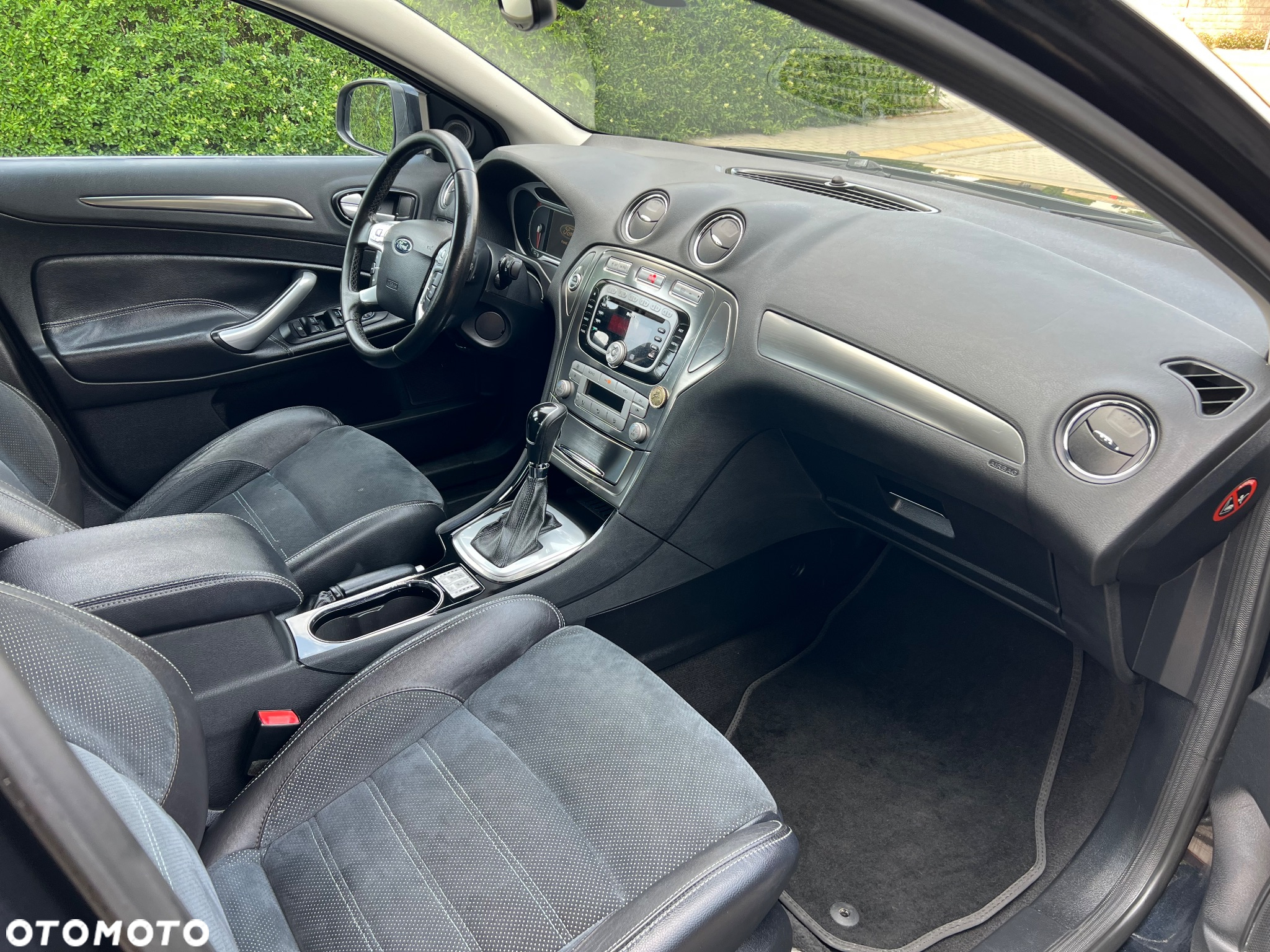 Ford Mondeo 2.0 TDCi Titanium X - 33