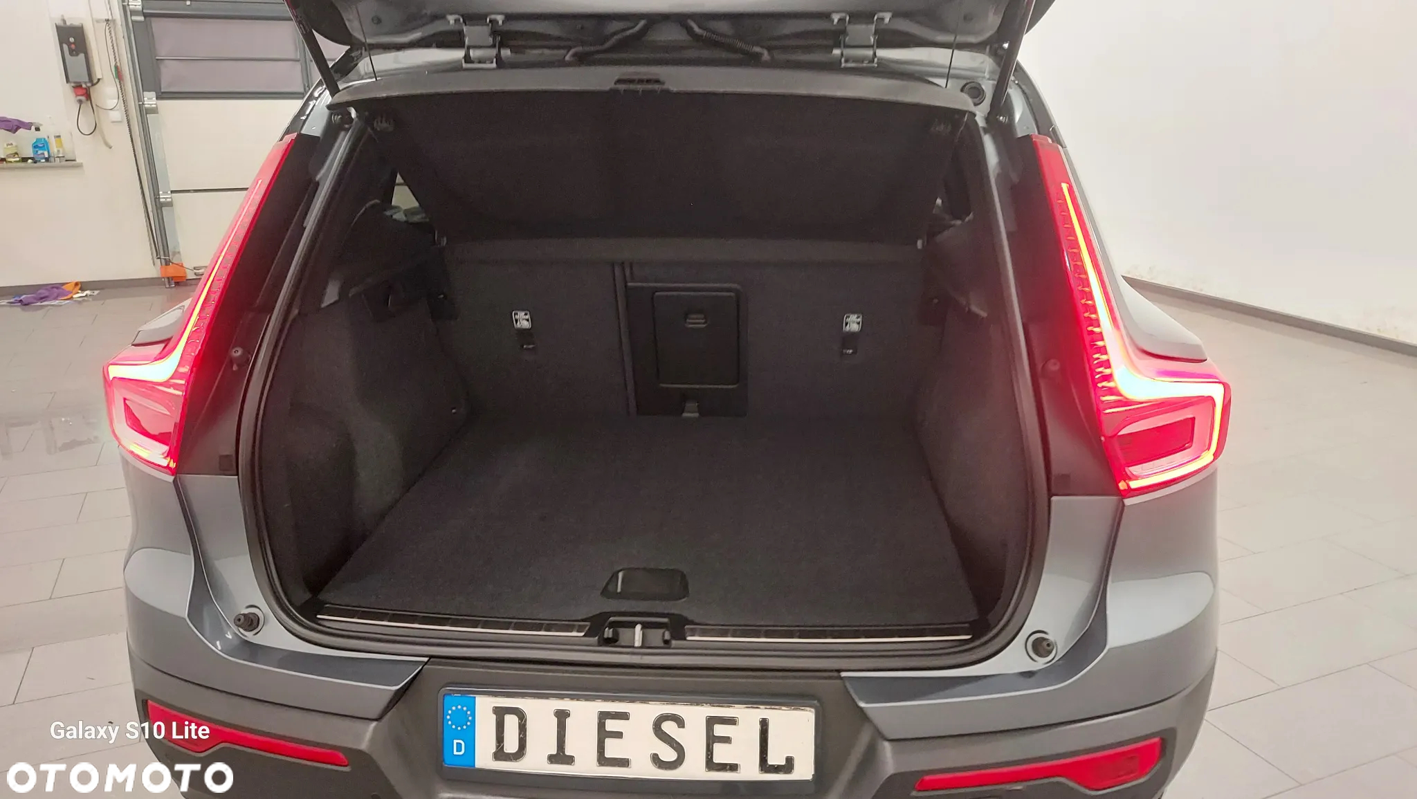 Volvo XC 40 D3 R-Design - 9