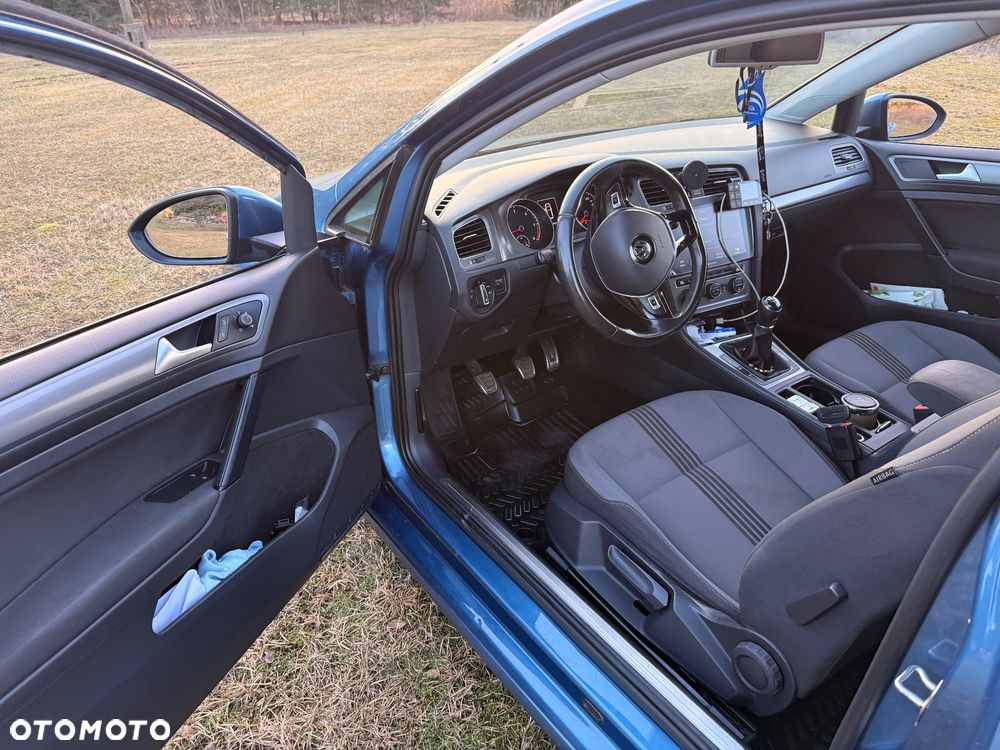 Volkswagen Golf 1.6 TDI BMT Highline - 11