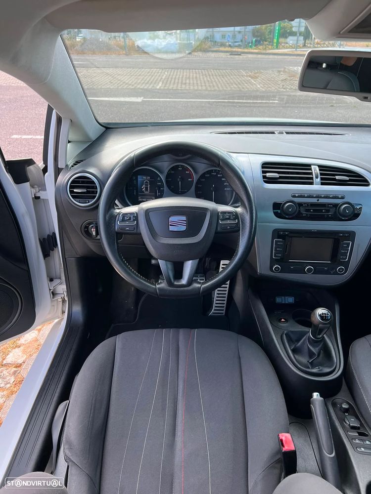 SEAT Leon 1.6 TDI DPF E-Ecomotive Style - 9