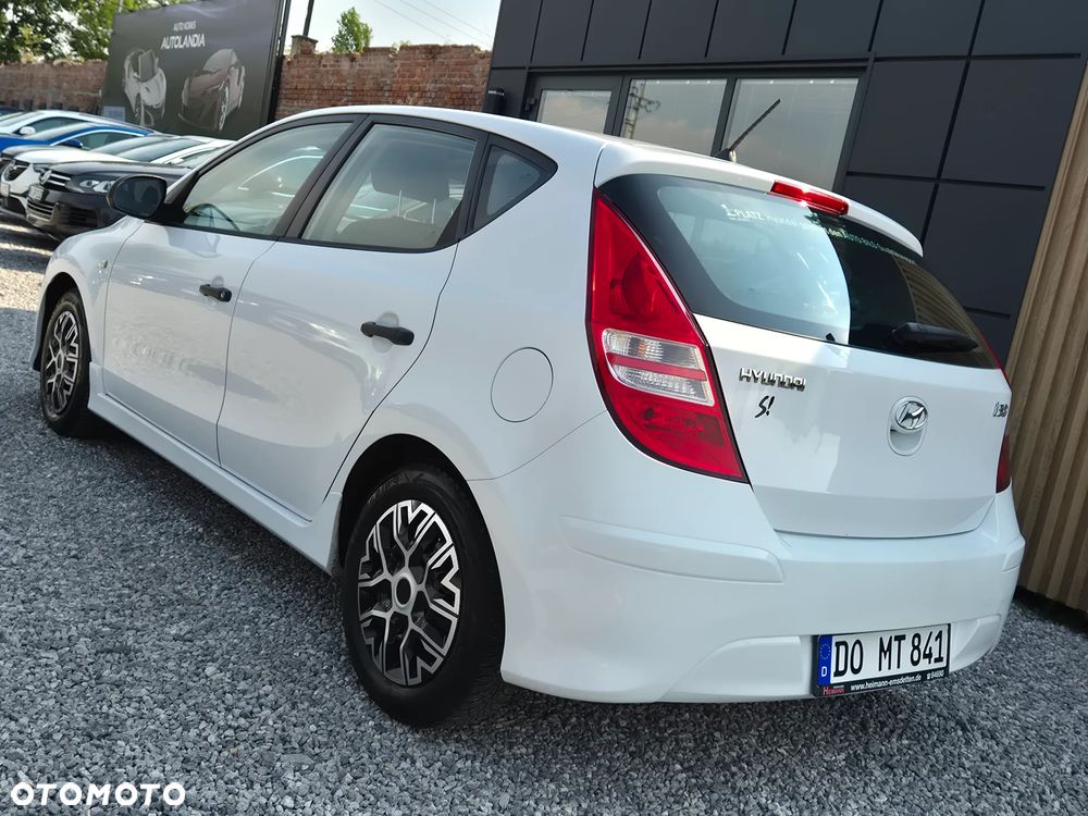 Hyundai i30 1.4 Blue Comfort - 11