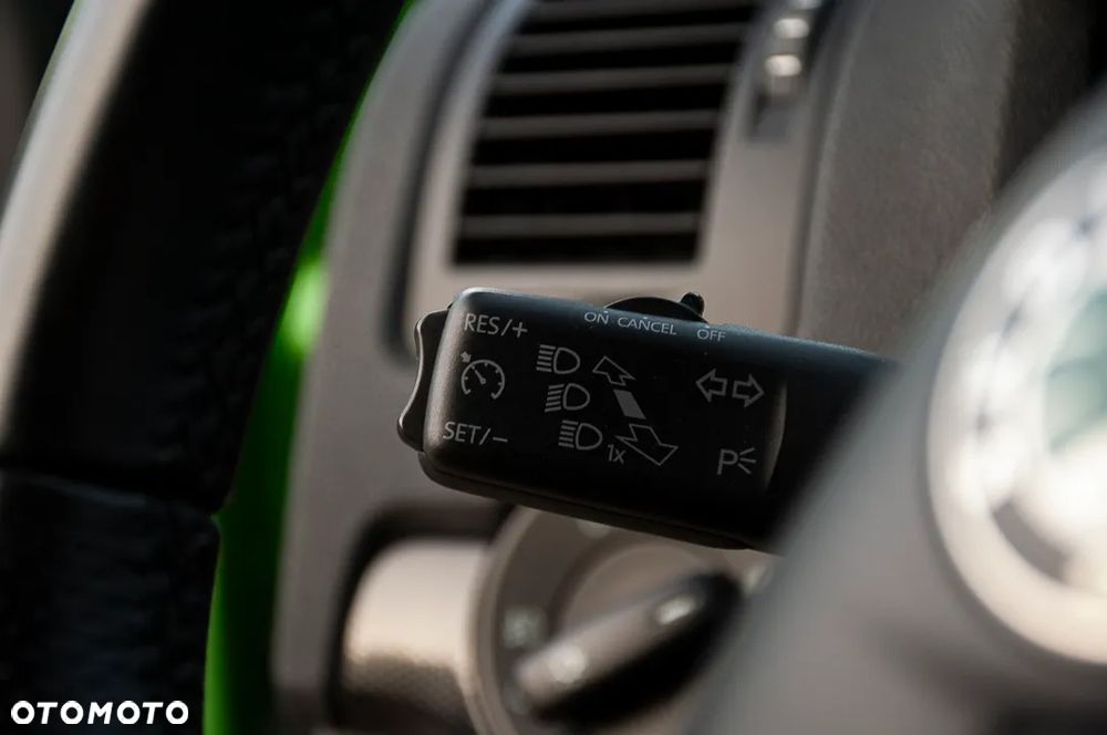 Skoda Octavia 2.0 TSI RS - 29