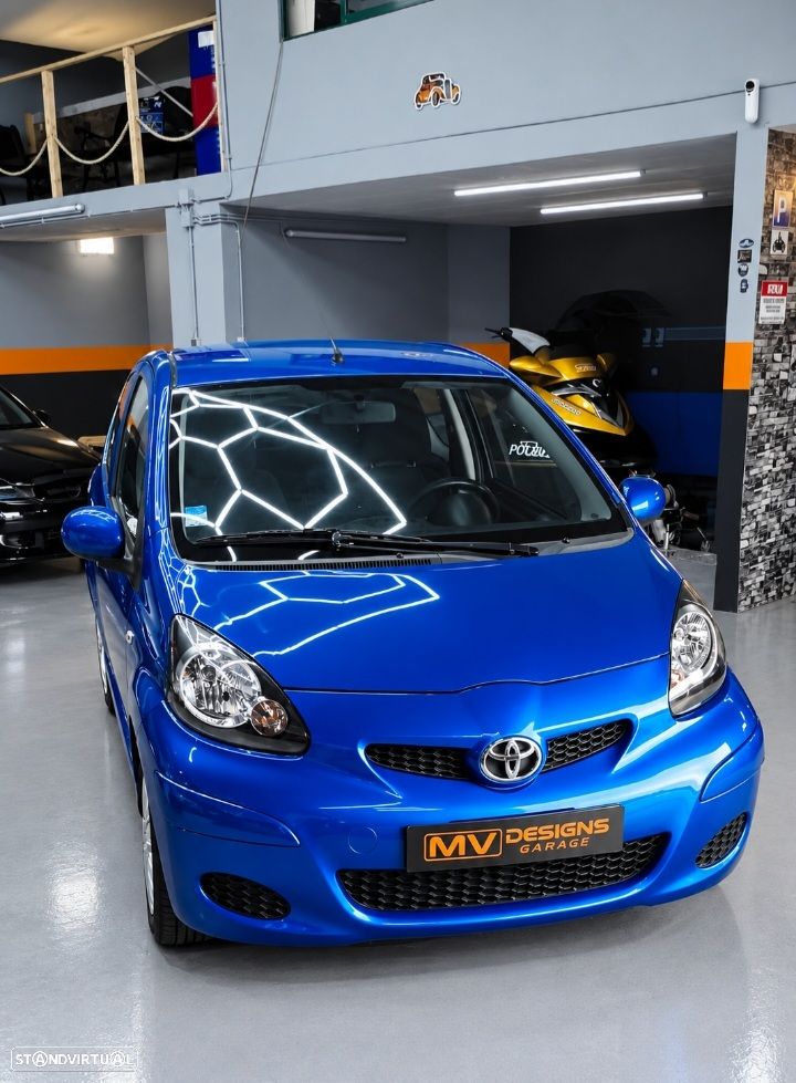 Toyota Aygo - 2
