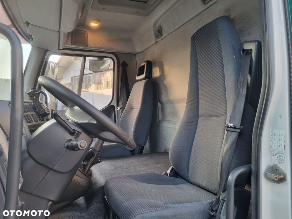 Volvo FL 240  Super Stan manual skrzynia, klima - 19