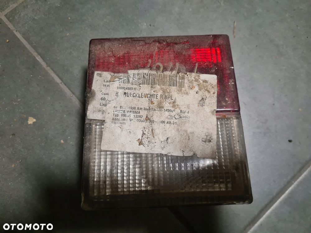 Lampa klapy prawa tylna Lancia Prisma - 1