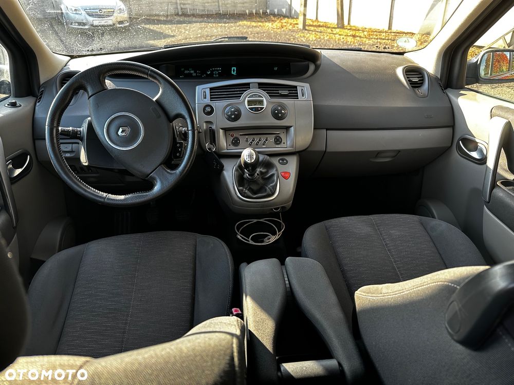 Renault Scenic - 13