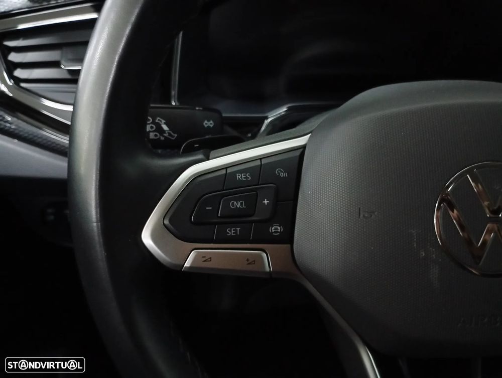 VW Polo 1.0 TSI Urban DSG - 21