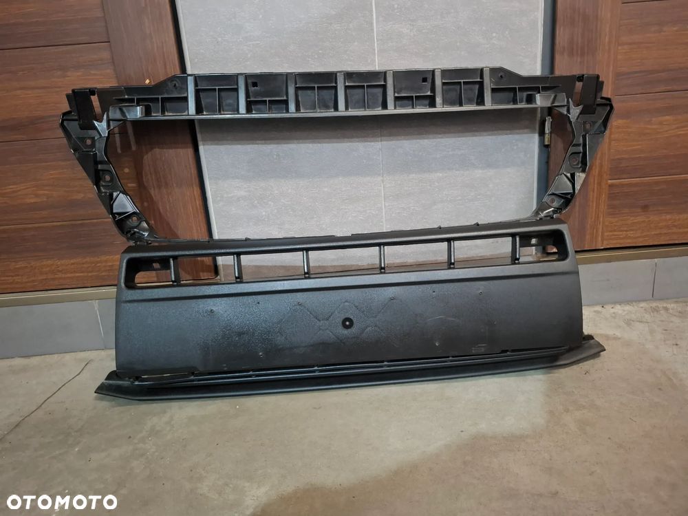 Atrapa grill wzmocnienie środkowe zderzak przód Fiat Ducato Boxer Jumper kolor czarnr rok 2021 nr 131077070 - 1