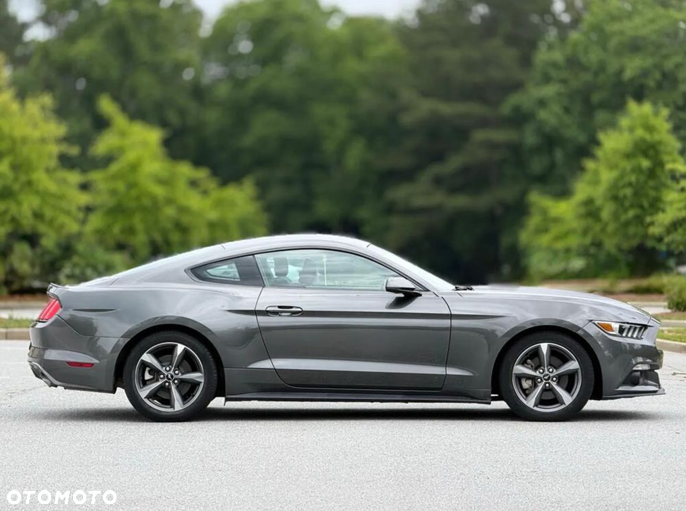 Ford Mustang 3.7 V6 - 11